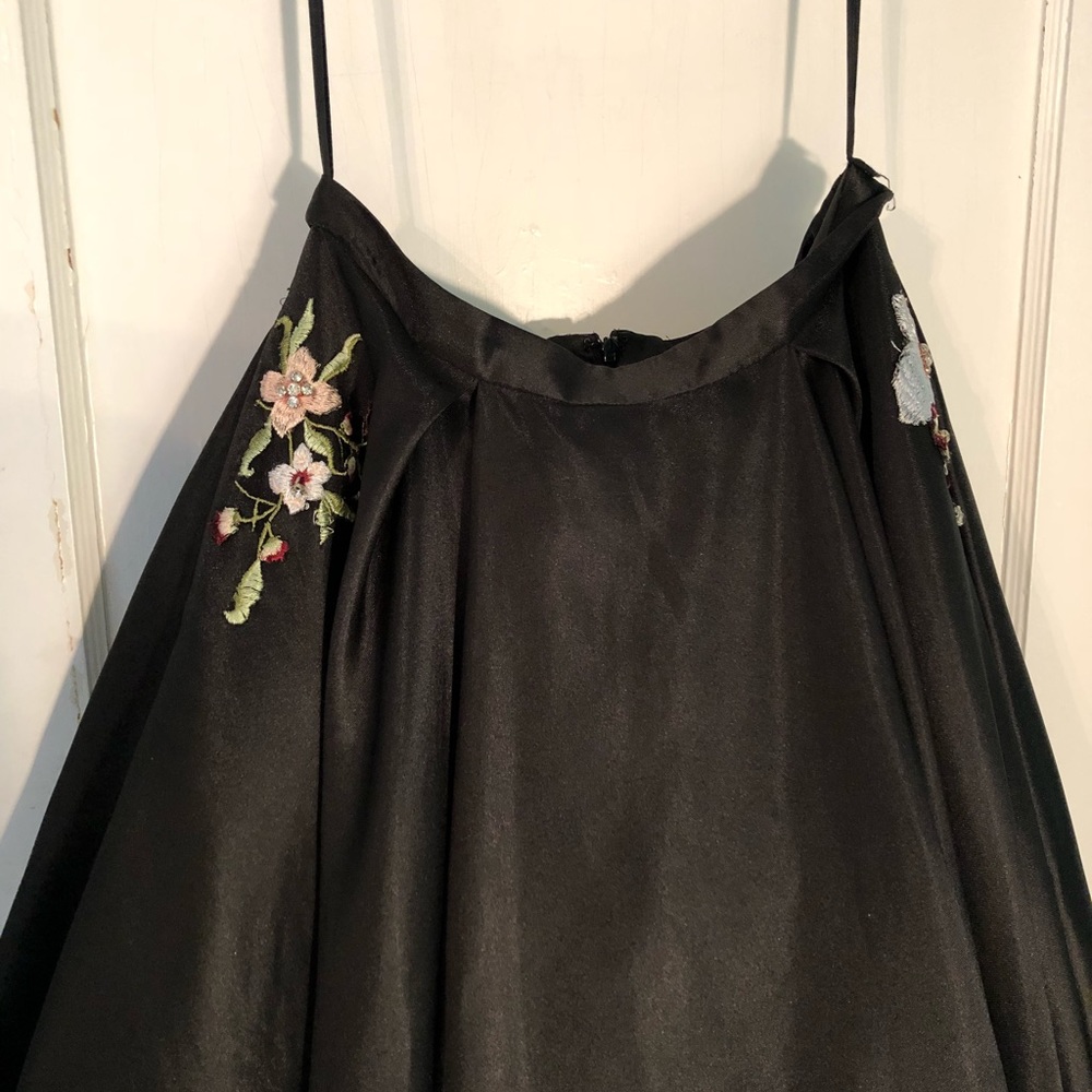 Prom dress - Picture 4 of 8